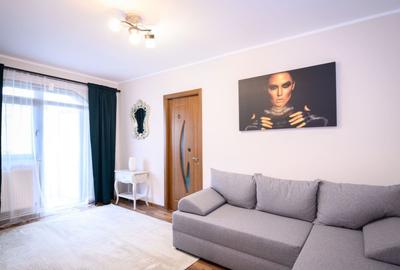 Apartament cu 2 camere semidecomandat, mobilat în Casa de Cultură