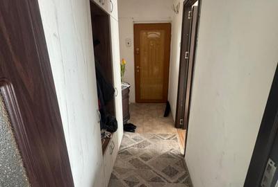 Vand apartament 2 camere, Prundu, Pitesti, semidecomandat, etaj 4 - 11