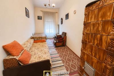 Apartament ultracentral de vânzare - 4 boxe incluse + acoperiș nou - 3