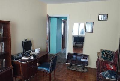 3 camere decomandate ultracentral - 15