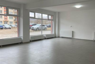 Spatiu comercial generos | 140mp | vitrina mare | 4 parcari | zona excelenta - 4