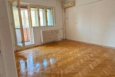 DiIRECT PROPRIETAR  4 camere  13 Septembrie-Casa Poporului CATEDRALA NEAMULUI - 12