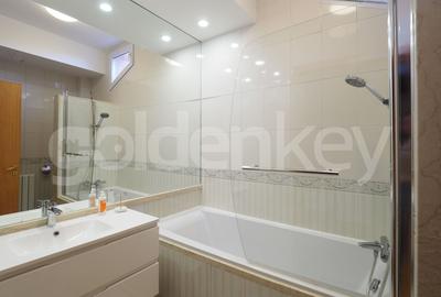 Vila cocheta cu 6 camere, piscina comuna si loc de joaca - 18