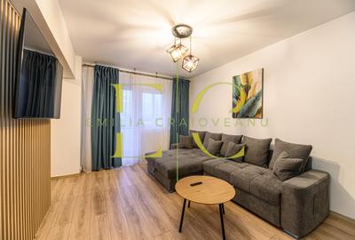 Apartament cu 2 camere semidecomandat, mobilat în Tractorul