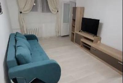 Apartament cu 2 camere decomandat în Titan