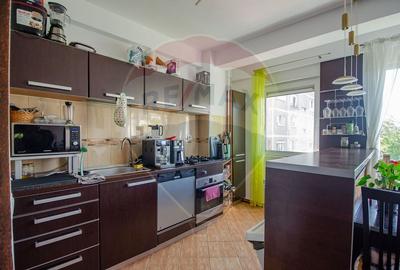 Apartament cu 3 camere, confort 1 , 2 bai, lift modern - 4