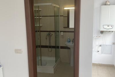 Apartament spatios, parter inalt, bloc nou, loc parcare, comision 0 - 4