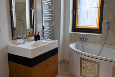 Vila exclusivistă cu 6 camere, piscina si grădină Băneasa - 8