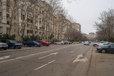 Locație Premium: 3 Camere pe Bulevardul Burebista – Renovat & Gata de Mutare - 22