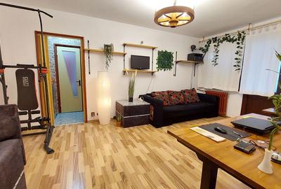 TITAN, metrou 1 Decembrie 10 minute mers, bloc reabilitat, stradal - 1