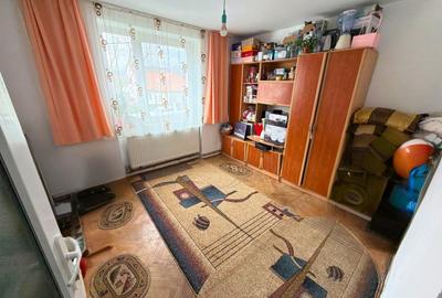 Apartament 2 camere 46 M² + balcon 10 M² cu priveliste Simeria - 6