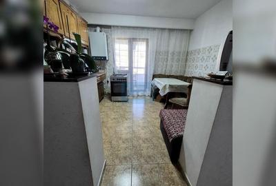 FARA COMISION! 2 camere, decomandat, zona FSEGA, IULIUS MALL - 2