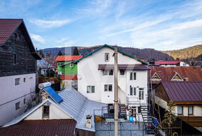 Casă individuală, vedere către Bucegi, la 300 m de Centru, Gară sau Cantacuzino - 1