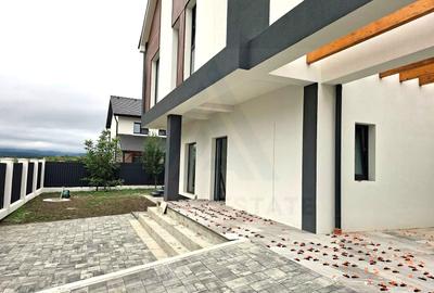 Casă individuală cu 4 camere în Exterior Sud