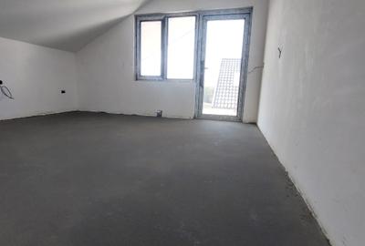Casa de vanczare  P+M - 5 camere - 3