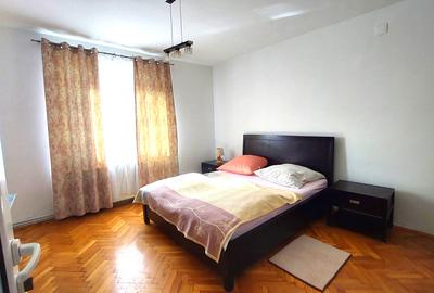Apartament cu 4 camere 2 bai, 2 balcoane, boxa si garaj CETATE mobilat si utilat - 10