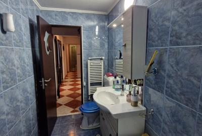 Apartament 4 camere-decomandat-centrala-zona Vitan - 13