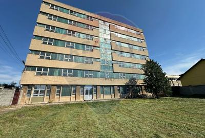 Birou, de 2,802 mp, în Aurel Vlaicu