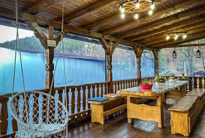 Cabană – afacere la cheie | 4 dormitoare | Piscină încălzită | Valea Ierii - 12