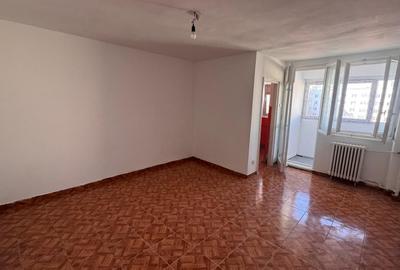 Garsonieră decomandată în Drumul Taberei