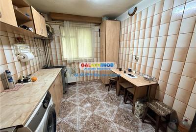 Vanzare apartament 3 camere, Ploiesti, Vest - 12
