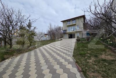 Casă individuală cu 4 camere în Europa