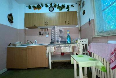 Apartament 3 camere Giulesti/ Decomandat/ Parter - 10