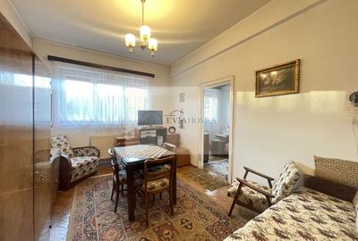 3 camere/ zona Facultatii de Litere / Parcare in curte - 1