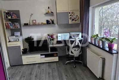 Apartament cu 3 camere decomandate de vanzare in cartierul Zorilor - 6