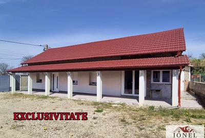 Casă individuală cu 3 camere în Est