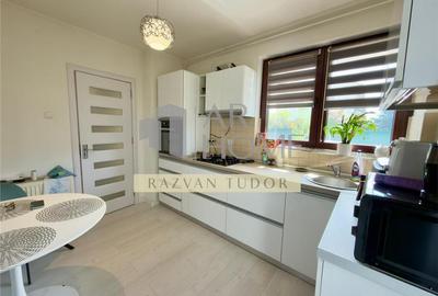 Casa 4 camere , parcare inclusa , Albert , Ploiesti - 16