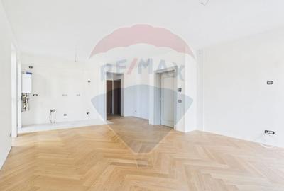 Apartament parter cu 3 camere, curte proprie in inima padurii - Sinaia - 8