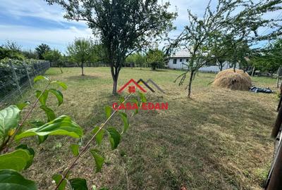 ●Teren in Campina--920mp--28.000e● - 2