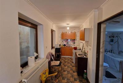Casa cu 3 camere in centrul comunei Salard - 10