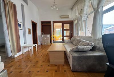 Apartament cu 2 camere semidecomandat, mobilat în Zorilor