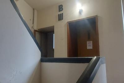 Universitate - Garsoniera decomandata in inima orasului, metrou la scara - 10