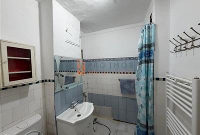 Apartament 2 camere cf 1 semidecomandat zona Crang - 11