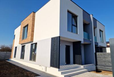 Vila tip duplex in stil mediteranean langa Bucuresti - 1