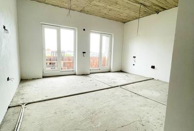 Casǎ de vânzare 7 camere P+E Sânmartin - 10