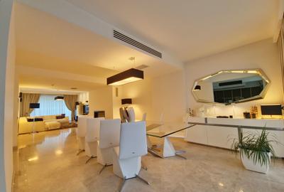 Vila deosebita  la un pas de mare mobilata si utilata - 8