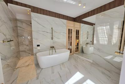 Elegant Three-Level Villa with Private Swimming Pool - 18
