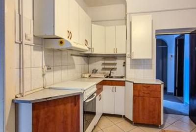 Vila la inchiriere in Piata Romana - 8