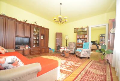 Apartament cu 2 camere semidecomandat în P-ța Maria