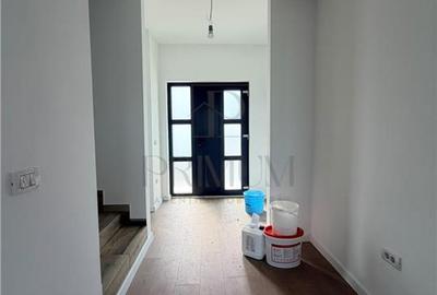 DUPLEX IN ZONA DE TOP - 3 BAI - 2 BALCOANE - 3