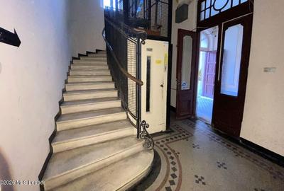 B-dul Carol I nr. 59, 188 mpu, etaj 3, 6 camere, bloc mic - 3