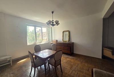 De vânzare apartament ultracentral - 2