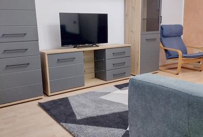 Apartament cu 2 camere decomandat în Răcădău
