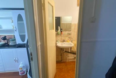 Apartament decomandat cu 4 camere si 2 băi - Nicolina 1 - 4