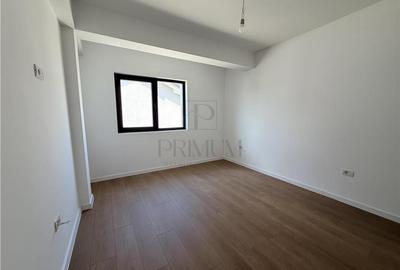 Duplex locatie excelenta - asfalt - 3 bai - doua balcoane - 5