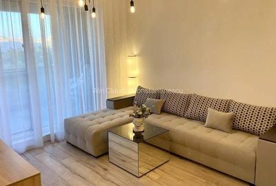Apartament cu 2 camere semidecomandat, mobilat în Titan